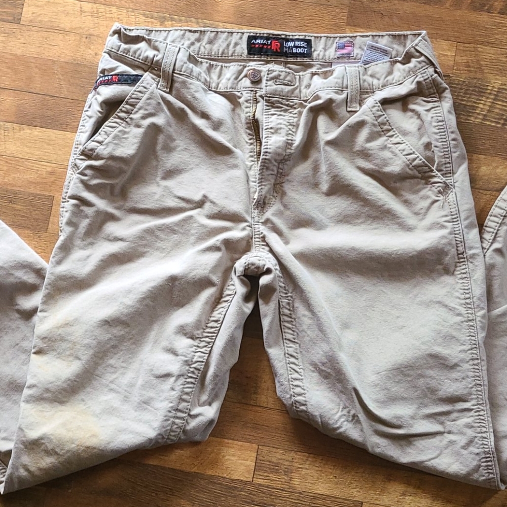 Ariat Fr khakis